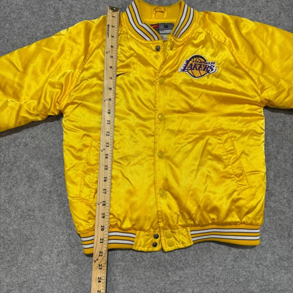 Nike Team Los Angeles Lakers Satin Varsity Jacket Kids Medium 12/14 Yellow NBA